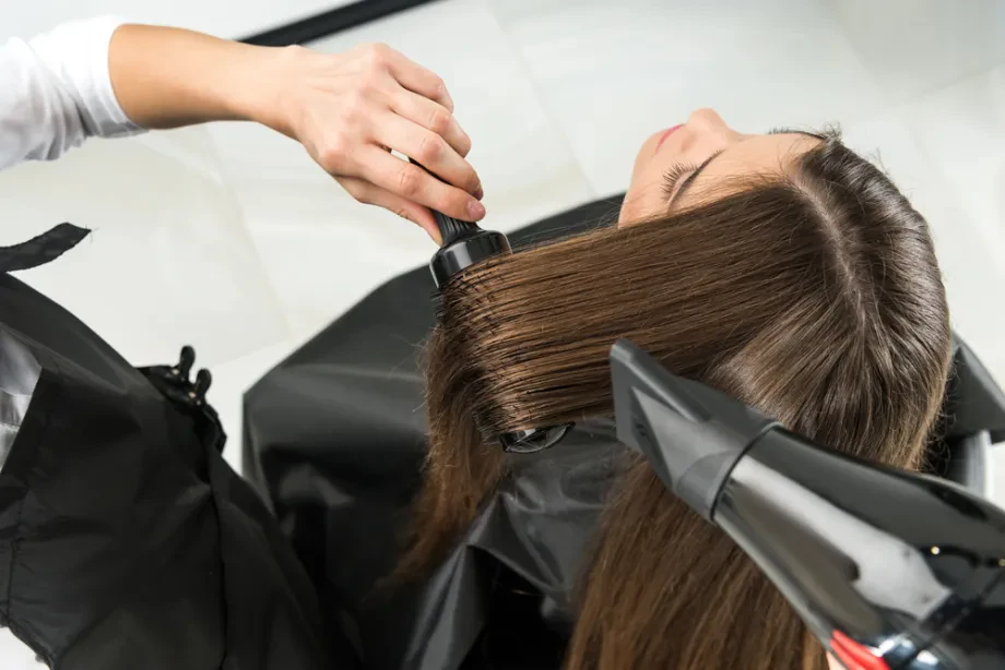 Haarverlängerung Friseur für Fülle und Natürlichkeit
