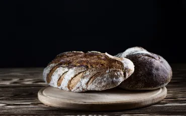 Gesundes Sauerteigbrot als bewusste Entscheidung für Geschmack, Wohlbefinden und natürliche Ernährung