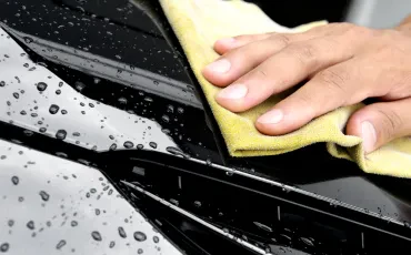 Autowäsche per Hand für fühlbare Qualität und sichtbar gepflegte Fahrzeugoberflächen