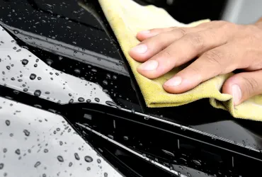 Autowäsche per Hand für fühlbare Qualität und sichtbar gepflegte Fahrzeugoberflächen