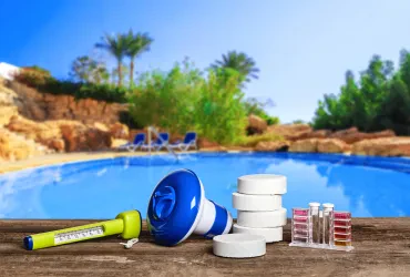 Pooltechnik und -zubehör: Funktion, Sicherheit und moderner Badespaß