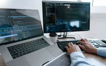 Programmierung und Software: Entwicklung digitaler Lösungen