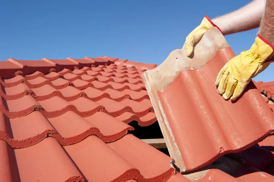 Dachbau: Planung, Konstruktion und Schutz für Gebäude