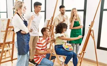 Künstler: Kreativität, Ausdruck und professionelle Tätigkeit