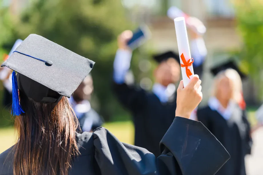 Universitäten und Hochschulen: Akademische Bildung, Forschung und berufliche Perspektiven