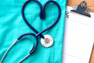 Gesundheitseinrichtungen und –dienste: Struktur, Aufgaben und gesellschaftliche Bedeutung