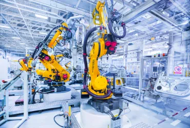 Produktion und Industrie: Prozesse, Innovation und wirtschaftliche Schlüsselrolle
