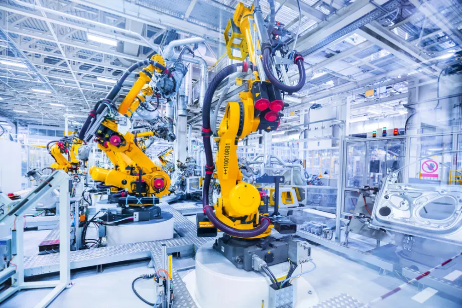 Produktion und Industrie: Prozesse, Innovation und wirtschaftliche Schlüsselrolle