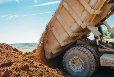 Kippertransporte und Transport von Baumaterialien: Logistik für Bauprojekte