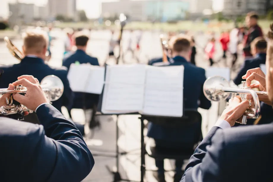 Orchester, Bands, Chöre und Ensembles: Musikalische Vielfalt und kulturelle Bedeutung