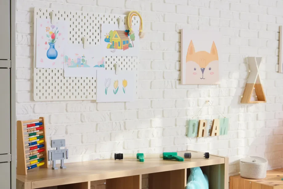 11 einzigartige Kinderzimmer für kleine Entdecker und Träumer