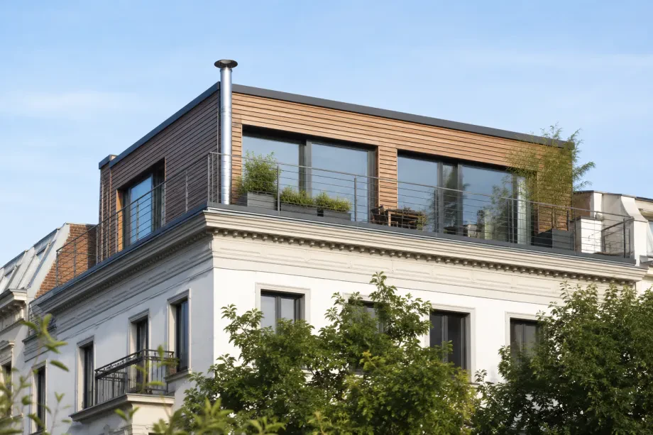 Dachanhebung und Aufstockung eines Hauses