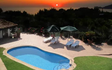 10 zeitlos schöne Pools